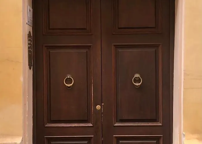 Borgo In Elegante Apartamento *
